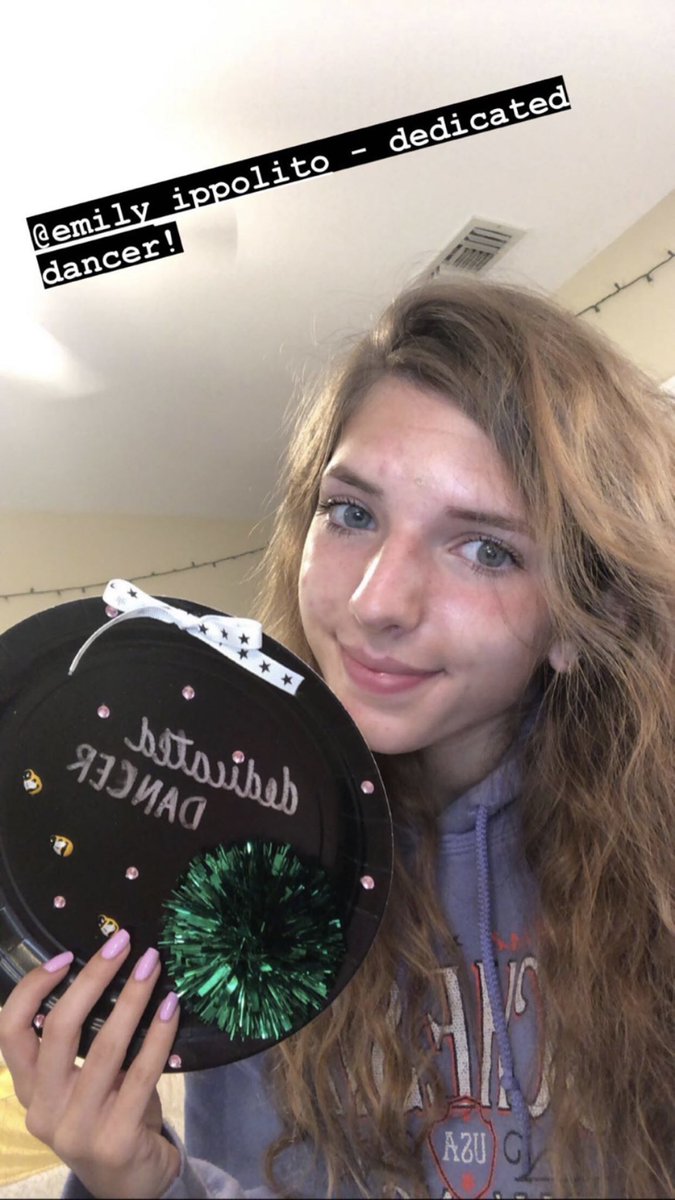damascuspoms's tweet photo. Juniors- Emily Ippolito received the “Dedicated Dancer” award because she is always focused and working hard at every practice! Grade Mcglynn received the “super sharp pom” award because her pom motions are always tight and clean! https://t.co/DzrnKX5Uix