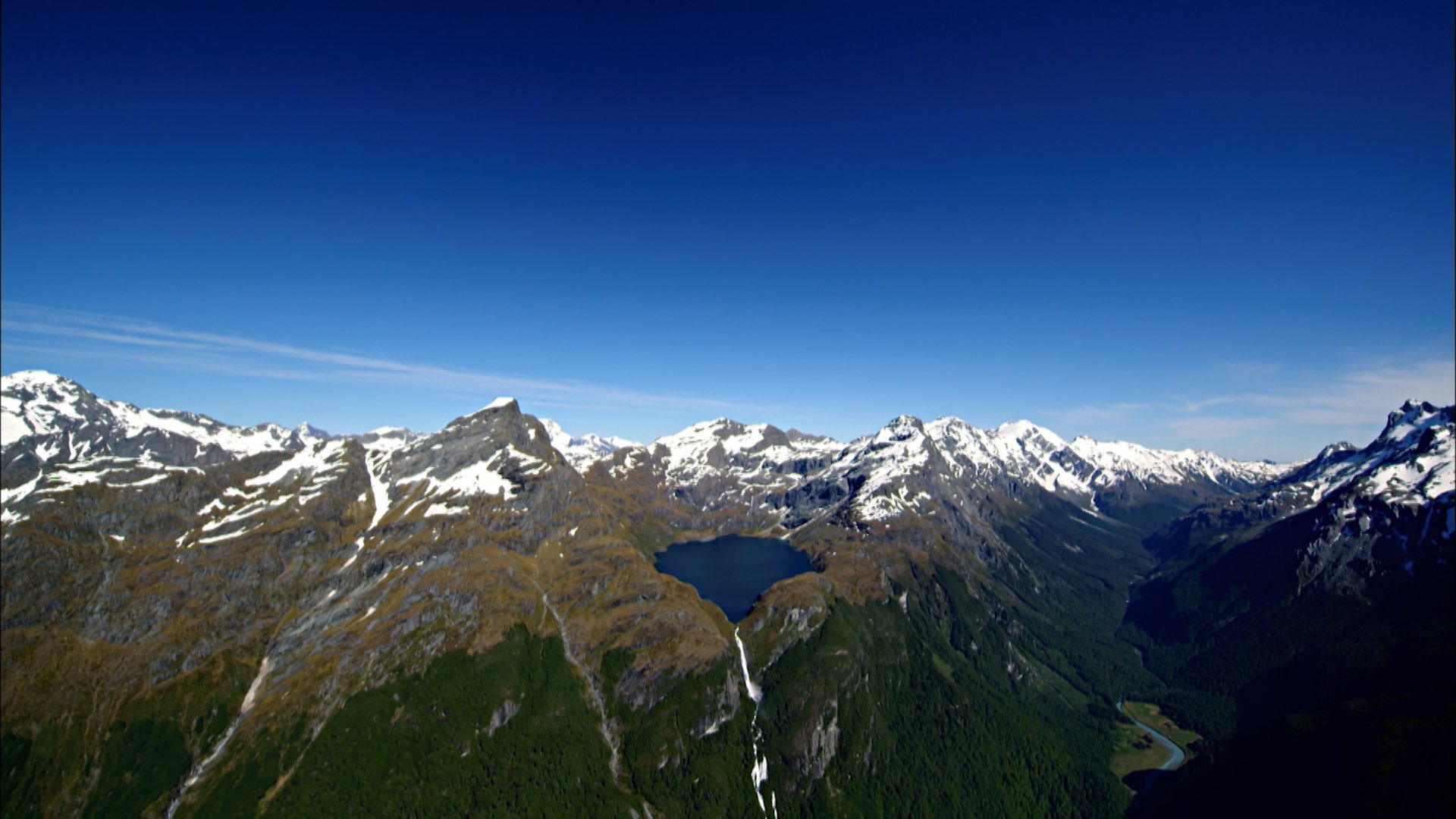 世界遺産 ニュージーランドのサザンアルプス山脈 氷河が生んだ様々な景観を見ることが出来ます 写真は氷河湖 豪快に滝が流れ出ていました 涼しげな映像 明日午後6時放送です 世界遺産 ニュージーランド テ ワヒポウナム サザンアルプス 山脈 世界遺産 ニュージーランドのサザンアルプス山脈 氷河が生んだ様々な景観を見ることが出来ます 写真は氷河湖 豪快に滝が流れ出ていました 涼しげな映像 明日午後6時放送です 世界遺産 ニュージーランド テ ワヒポウナム サザンアルプス 山脈