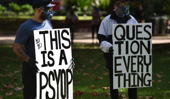 saweekendmag's tweet image. Lies, #fakenews and disinformation. Why they're so dangerous, the new cyber war to fight them and how @marshall_steven and #SAParli plan to lead the way. #saweekend 

bit.ly/3cR5Mxq