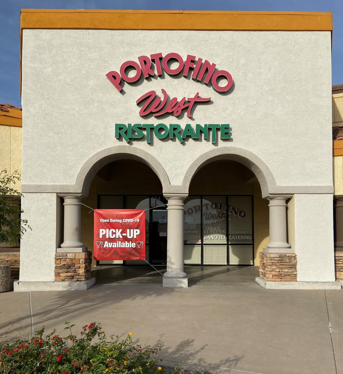 SurpriseEconDev's tweet photo. Enjoy date night at today’s #SuperstarOfSurprise Portofino Ristorante West! Step out of Surprise and spend your evening in Italy, surrounded by their traditional cuisine, for pickup and dine-in. Call ahead or stop in and look for their red banner along Bell Rd! #SeeRedGetFed https://t.co/y6YxfTBylH