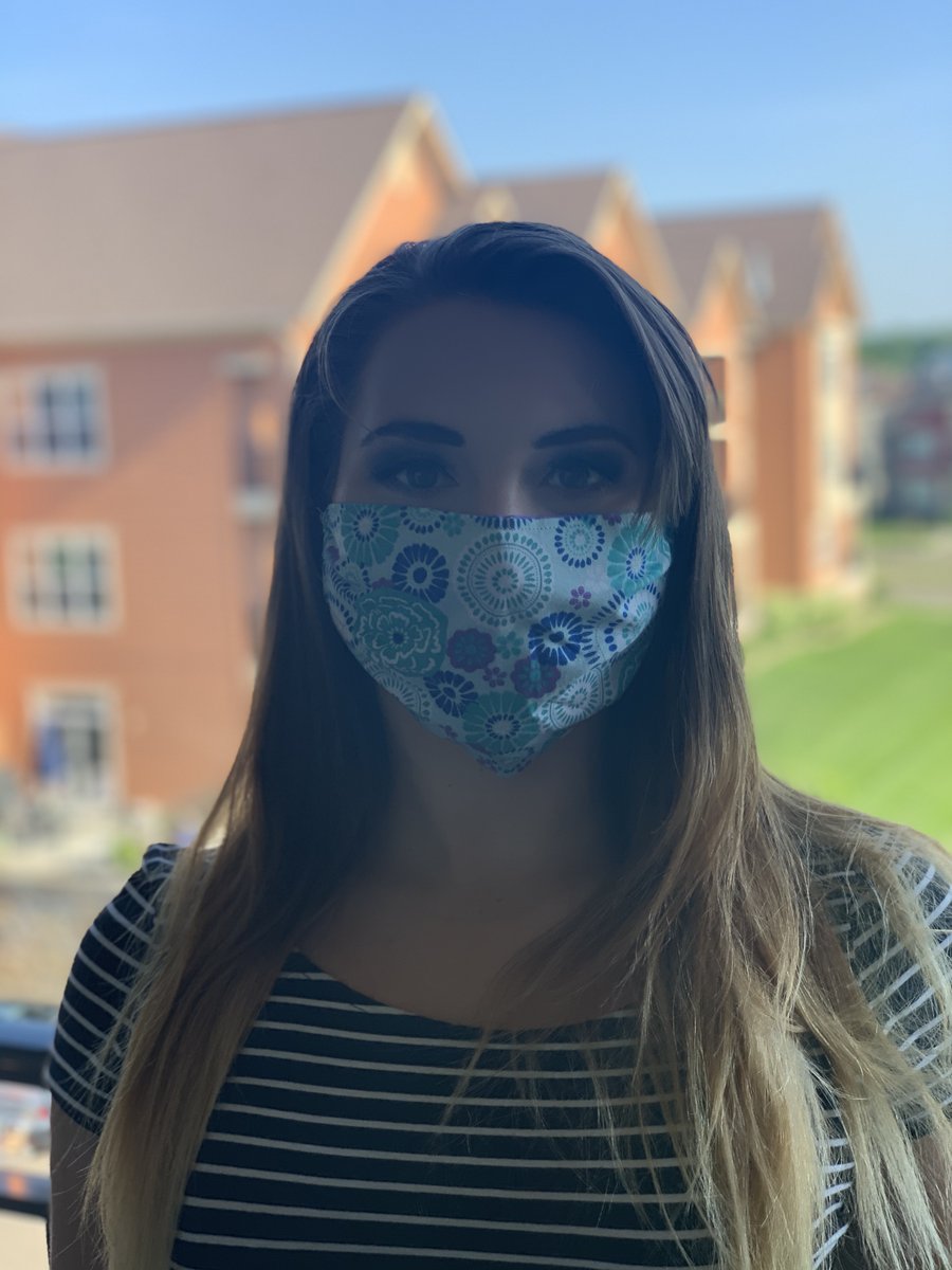 Check out our newest blog post written by @ashleymcgoey  Ashley shares her experience and the challenges of interacting with a mask while having hearing loss.

Click here to read: hearoclub.com/2020/06/11/wea…