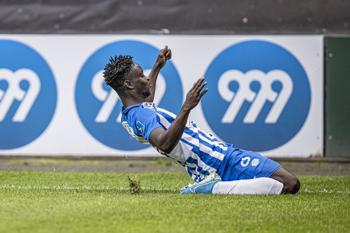 EsbjergfB's tweet photo. 📲 69% af fanstemmerne i EfB-appen gik til @mo_dauda - fortjent Kampens Spiller #efbrfc #sldk https://t.co/O5VlhzDuct