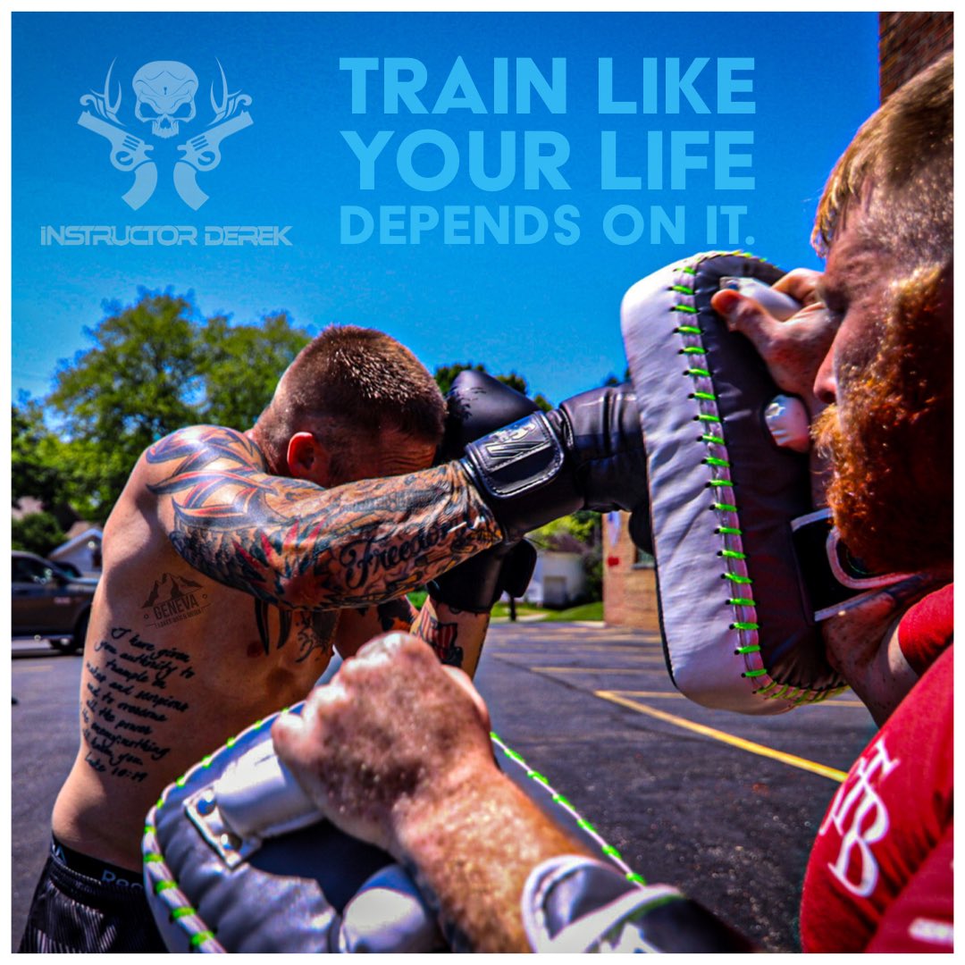 genevalakes_'s tweet photo. Providing content for social media is something we love to do. Check out @instructor_derek working on his fitness at @project_veteran_muscle

#gymphotography #fitnessphoto #contentcreators #photocontent #adobelightroom #lakegenevawi #lakegenevafitness #lakegenevaphotographer https://t.co/vBdoZsgxfR