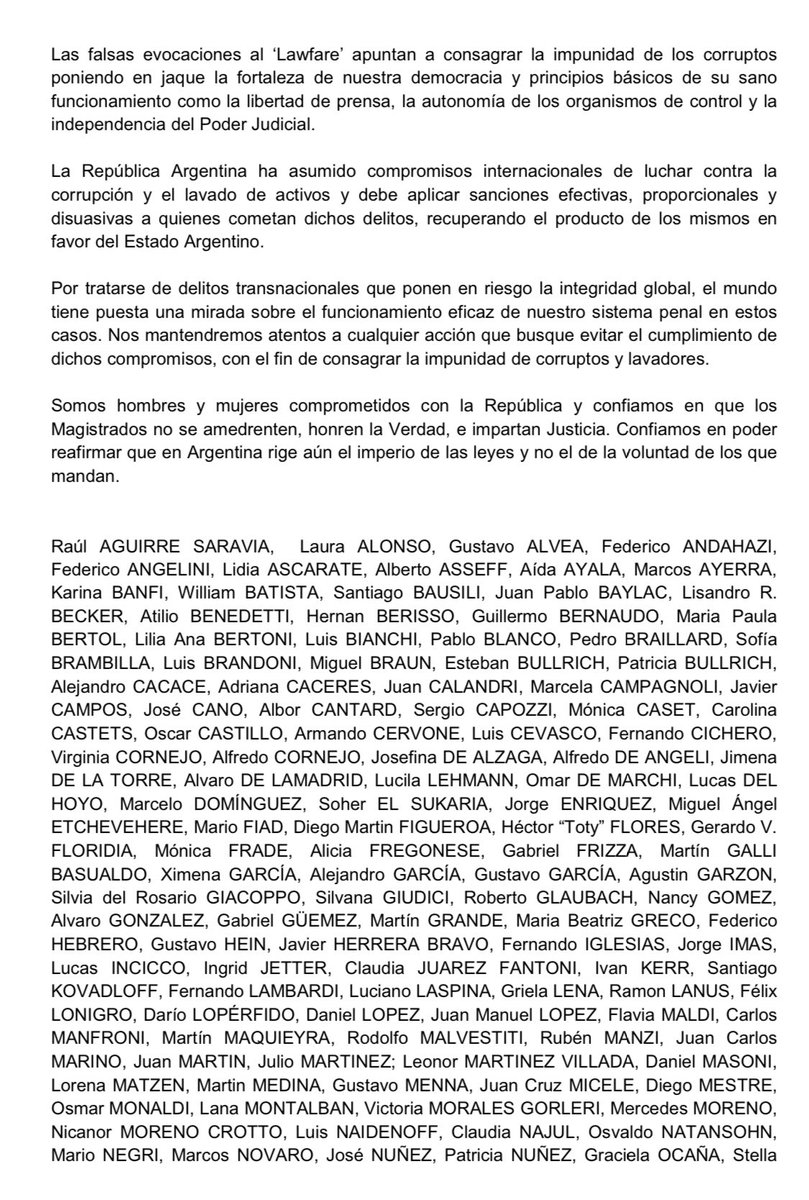 PatoBullrich's tweet photo. Atrás de cada movimiento está el kirchnerismo buscando venganza contra todos aquellos que decidimos enfrentarlos, aportar pruebas y ponerles límites. No son hechos aislados sino un plan de impunidad con el sello del “vamos por todo”. https://t.co/L4xONH9Tkm