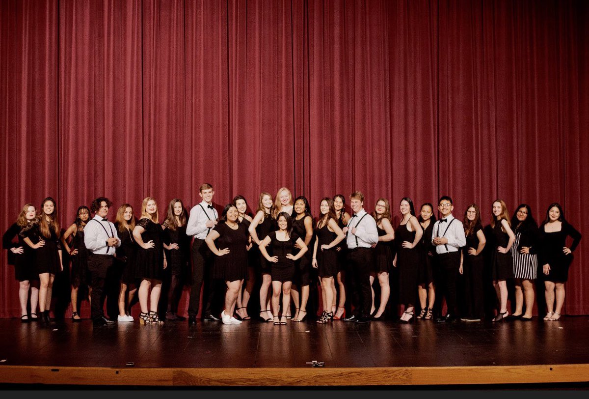 Wolverine_Pgnt's tweet photo. Huge shoutout to all our Graduating Seniors !! Incredibly proud of all of you have achieved! 🖤 #WillametteHigh https://t.co/fX8SQvUkOj