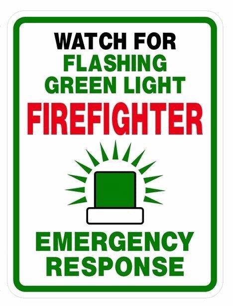 Just going to put this here. Missed the trucks for today’s alarm call because not a single vehicle in either direction managed to pull over. It’s not the law but it’s courtesy, hopefully it isn’t your house or loved one that needs our help! #firefighters #greenlight