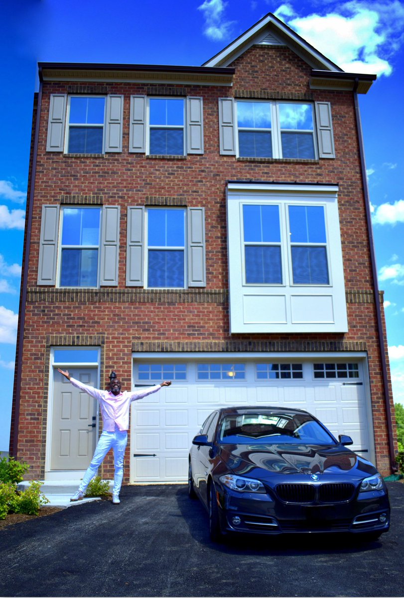 DyerNiko's tweet photo. A DREAM written down with a date becomes a GOAL. A goal broken down into STEPS becomes a PLAN. A plan backed by ACTION becomes REALITY! My Realty Exist Because I Kept JESUS IN MY HEART & GOD IN MY PRAYERS 🙏🏿 06-12-2020 HOMEOWNER #blackhomeowners #blkmanmagic #BlackLivesMattters https://t.co/IE1yWHAMoq
