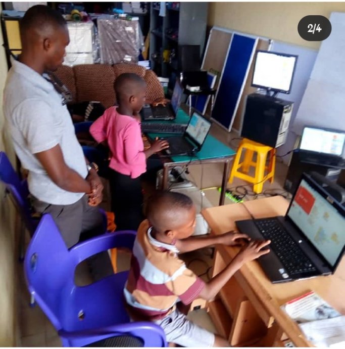 davidAjayi25's tweet photo. THE WAY FORWARD....(OUTSIDE CLASSROOM LEARNING)

Dear parents,
The best you can ever give to your children is to help them ACQUIRE THE 21ST CENTURY SKILLS.
DONT MISS THIS OPPORTUNITY.
#AkureHowFar #AkuPromoter #futa #Google #STEMeducation #code #NewNormal #ParentsRoleOnCovid19 https://t.co/Lzma5Hmlup