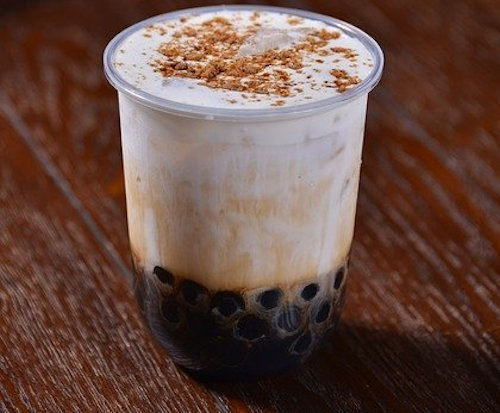 tamntea's tweet photo. 25 Bubble Tea-Flavored Snacks
https://t.co/wL5DgkxUs8
The undeniable and unstoppable craze of bubble tea will not end very soon.  #teamagazine #tea #tamntea @tamntea #besttea #goodtea #whattodrink
#bubbletea #bobatea https://t.co/csJO1YFHjO