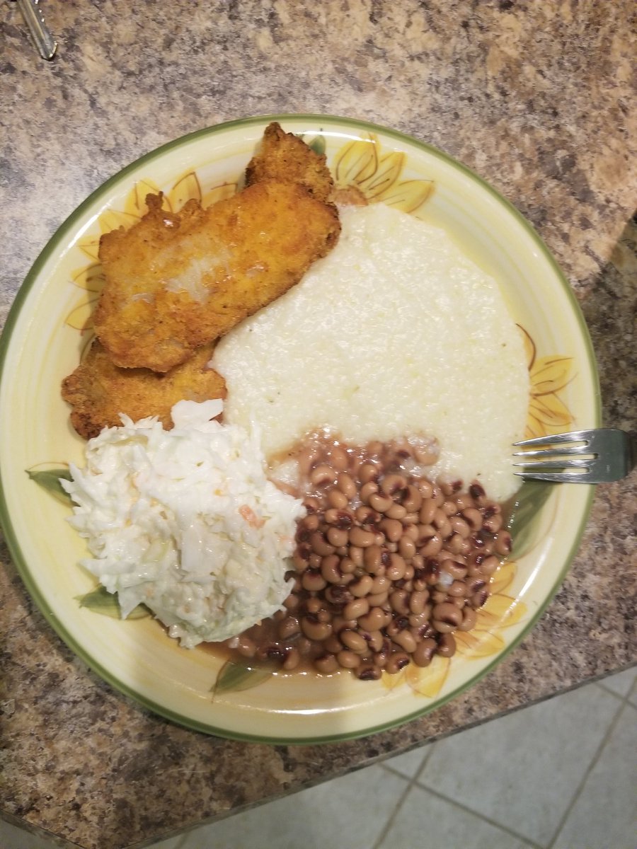 that friday grubfest. fish grits blackeyes sweet slaw