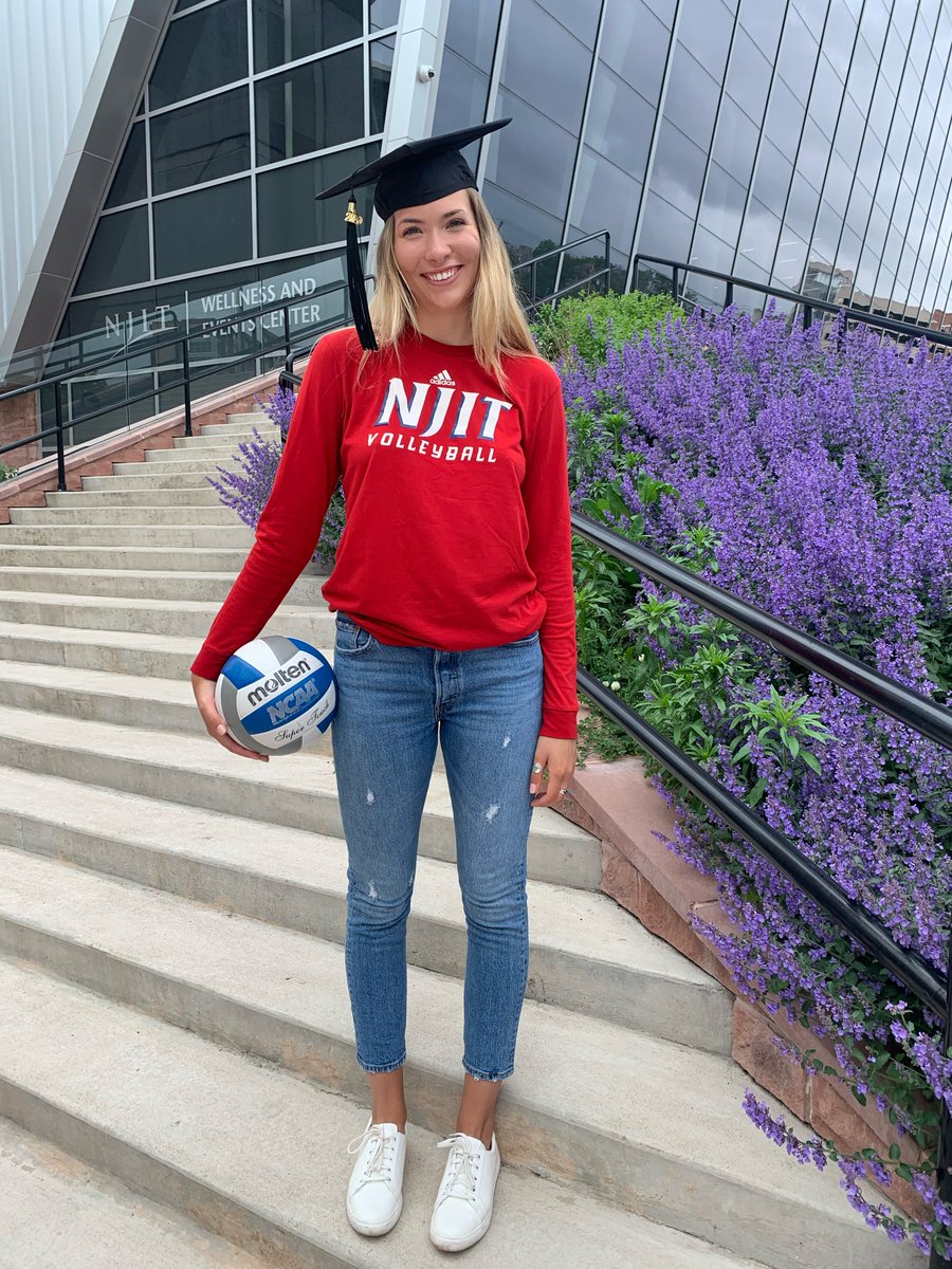 njitwvb's tweet photo. HUGE congrats to all of @NJIT's 2⃣0⃣2⃣0⃣ graduates, but a very special CONGRATS goes out to these four 👇👇👇

#RollTech⚔️ https://t.co/paWhHGo12N
