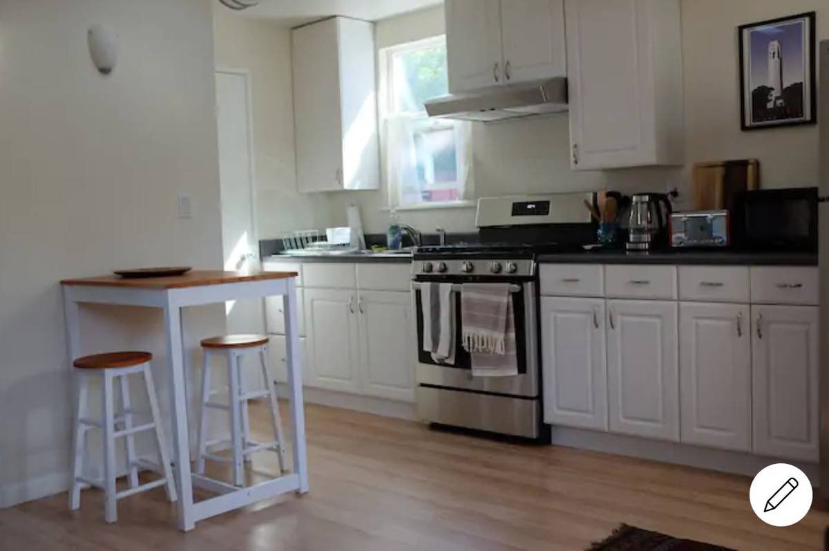 Goodbye, airbnb. Hello, reality.
1 bedroom in Albany, furnished. Washer &amp; dryer hookups 🎣 2.5k 🔦
sfbay.craigslist.org/eby/apa/d/alba…