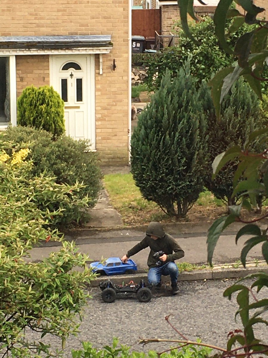 Jan_Lentzos's tweet photo. Meanwhile at the front of our house...
Our young neighbour across the road...
Has been running his remote controlled vehicle up & down 😉
In fact, C is the coolest kid on the block... 😎
He even has a Monitor Lizard!
🦎🧑🏻🦱 🚙
#RemoteControlVehicle #RCCar #Neighbour #LifeInLockdown https://t.co/r5KyrfsJop