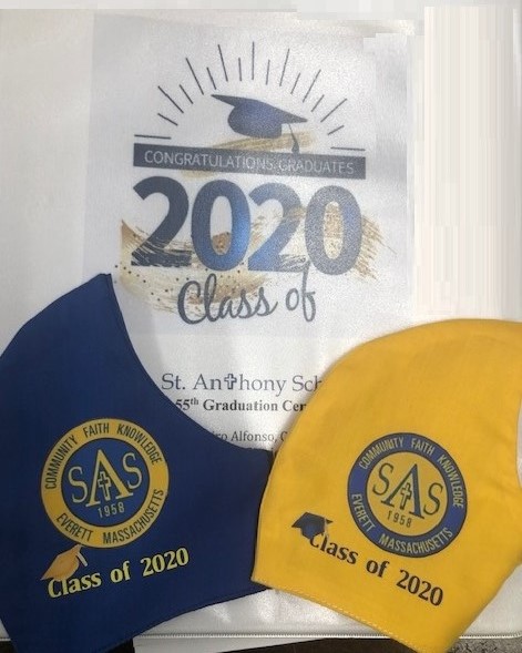 SASEverett's tweet image. When a quarantine gets in the way of how you usually do things, you accessorize. #Classof2020 @CSOboston @ICSFBoston