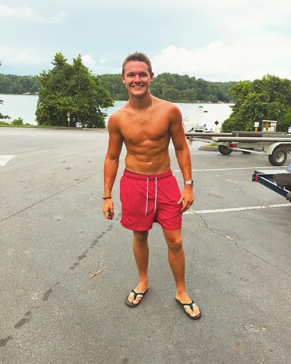 HotRacingDriver's tweet photo. Gray Gaulding is a #Nascar #tastyracer! Just look at this cutie ;)
#abs #shirtless #sixpack #pecs #biceps #hotdriver #hotracingdriver #graygaulding https://t.co/Hr7LqaYbsC