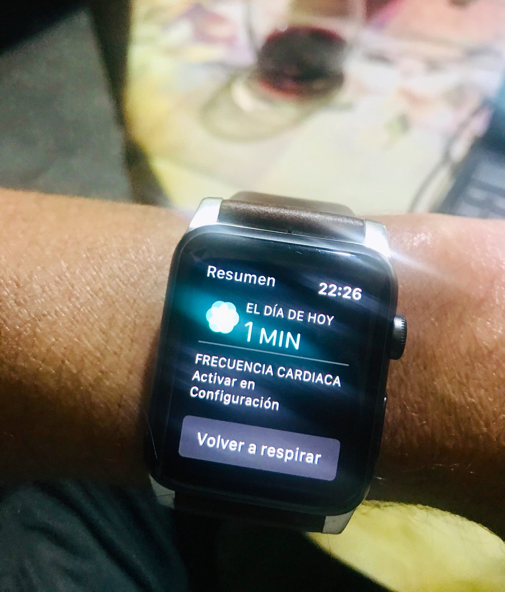IuilOCofaigh's tweet image. Tengo esta app de inhalar/exhalar en el reloj y es lo genial. Te relaja y renueva. 
#NerdTeam