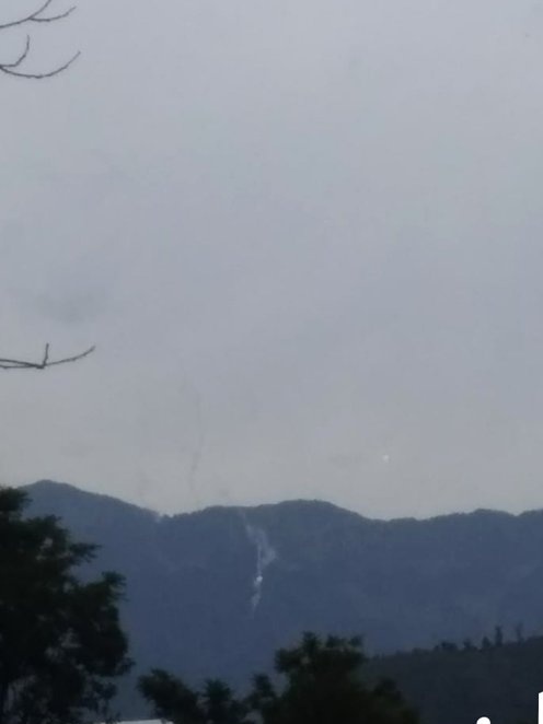 RegionalWarfare's tweet photo. #BreakingNews
IndianArmy violate ceasefire in #Chakoti sector and fire mortars on the high mountains of #khallana in the morning.
#LOC #KASHMIR #Ladakh #Nepal https://t.co/XGeMWSirZL