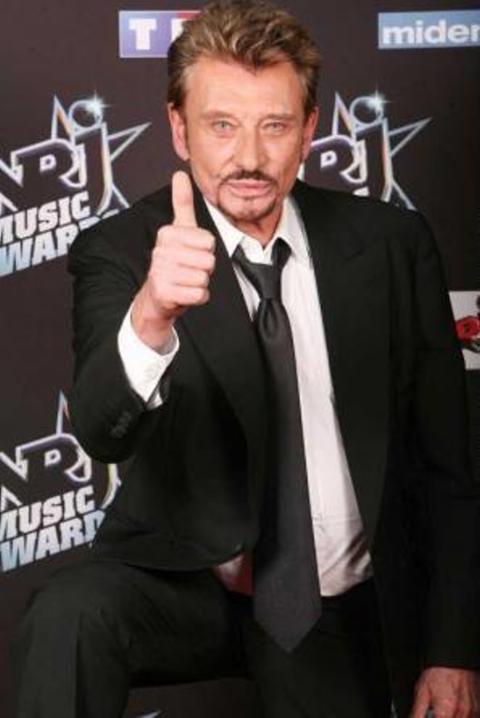 denisgueldry's tweet photo. @Yvon_29_BZH @JohnnySjh @LHallyday Bonjour ร mon ami Yvon c'est pas grave du moment que tu vas bien je te souhaite un excellent samedi bises plein d'amitiรฉ Denis rocknroll ๐ โ๏ธ ๐ฆ
๐ธ ๐บ ๐ #TeamHallyday #JohnnyDansNotreCoeurAJamais #Johnny2019 #johnnyetlaeticiajevousaime #MonPaysCestLamour @JohnnySjh @LHallyday https://t.co/kOys7HiA1H