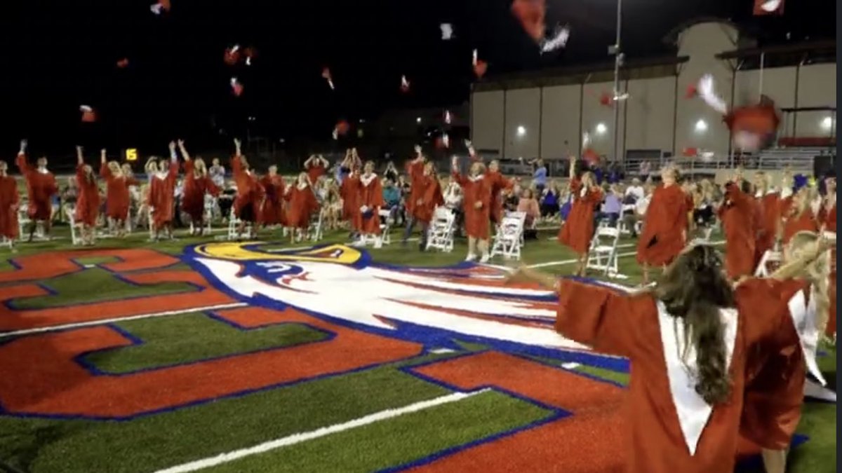 Congratulations to the Lake Country Christian School Class of 2020! 🎓❤️🦅💙 #lccseagles #lccsalumni