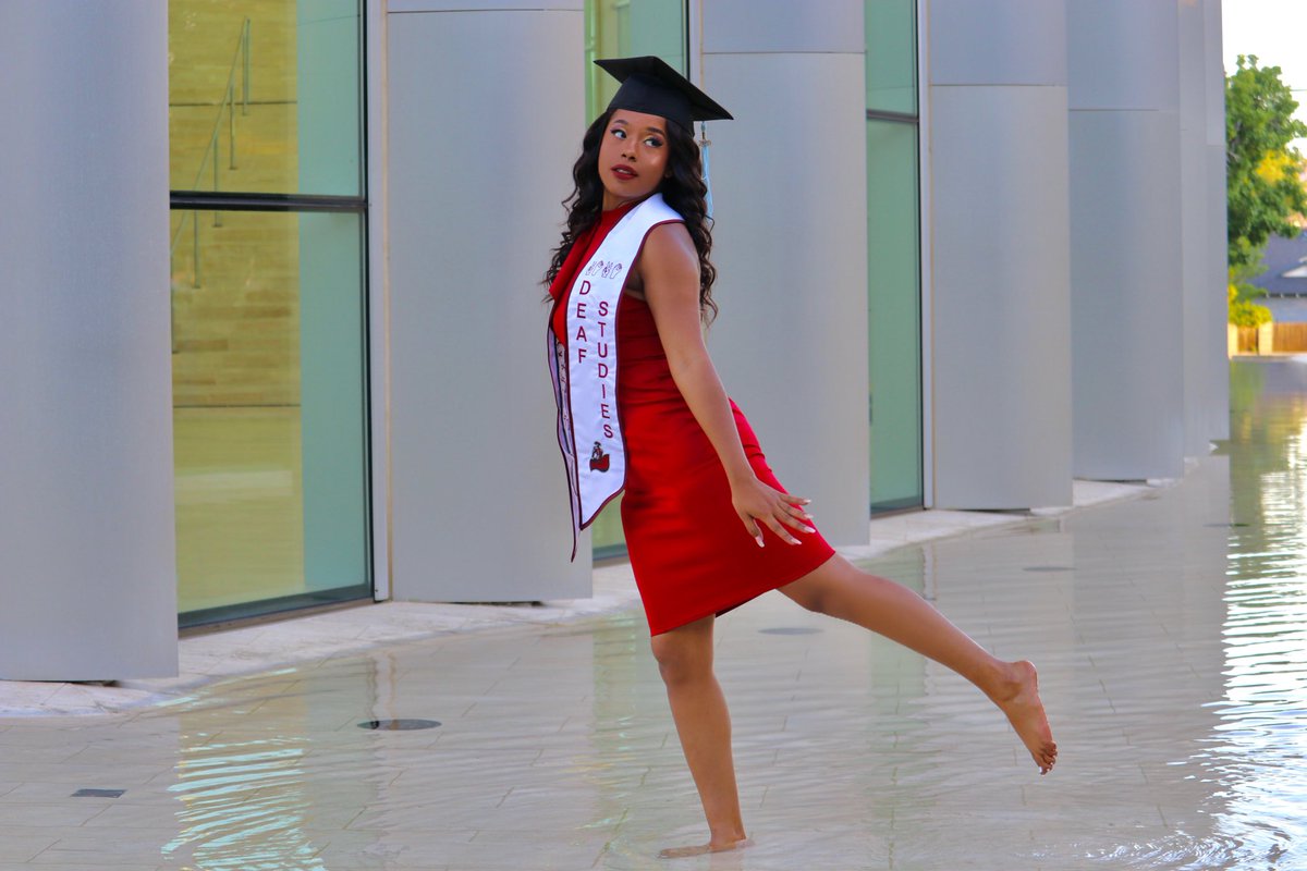 quingofthefro's tweet photo. #csun2020 #Classof2020 #Graduation2020 ❤️❤️❤️❤️ https://t.co/tRF59mRmtS