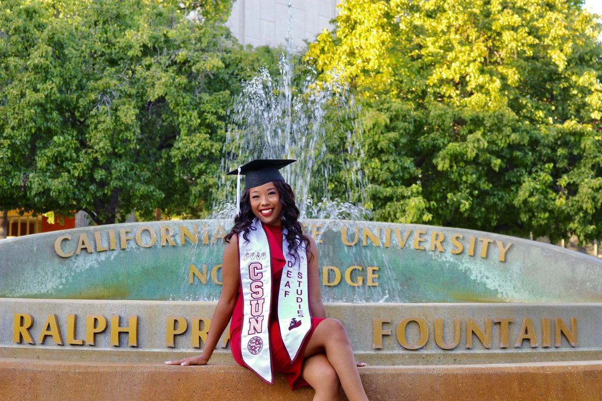 quingofthefro's tweet photo. #csun2020 #Classof2020 #Graduation2020 ❤️❤️❤️❤️ https://t.co/tRF59mRmtS