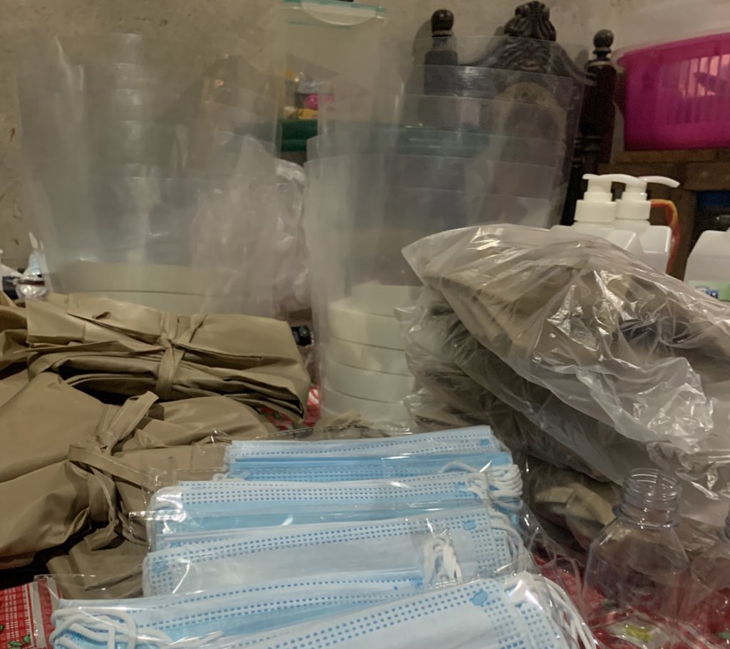 alianzaAJEN's tweet photo. La solidaridad no es delito, seguimos preparando Kits de prevención ante el #COVIDー19 #SosNicaragua #NLLA #NicaCare https://t.co/qlqlgxHPZf