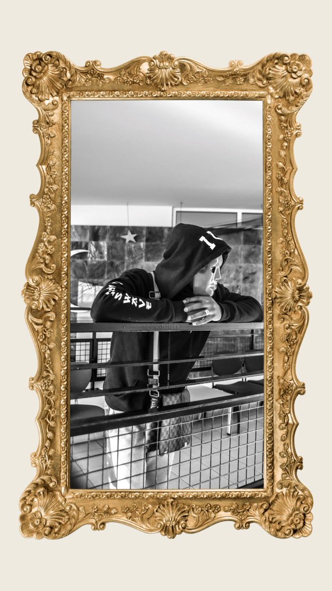 diversavis1's tweet photo. Bienvenue dans un monde masqué! 
Hito
#newmusicgroup #rapfrancais #rapparis https://t.co/XYJ6KYOw3D