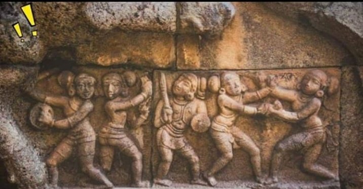 Even when most religions of the world were not born...Our gr8 Women used to play an active role in Wars..👍🏻🚩🚩

          12th century..
Airavateshwar Mandir..👇🏻
          Tamil Nadu

#जय_श्रीराम  🙏🏻🚩#सनातन_सर्वश्रेष्ठ_है 🚩
#SanatanaDharma
#SanatanaSanskriti
#SaturdayThoughts