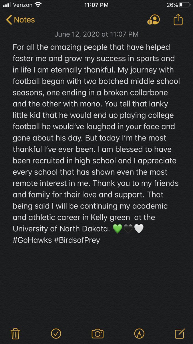 JFet44's tweet photo. 100% Committed💚🖤🤍 #BirdsofPrey #FightingHawks https://t.co/SnnRVcuIPf