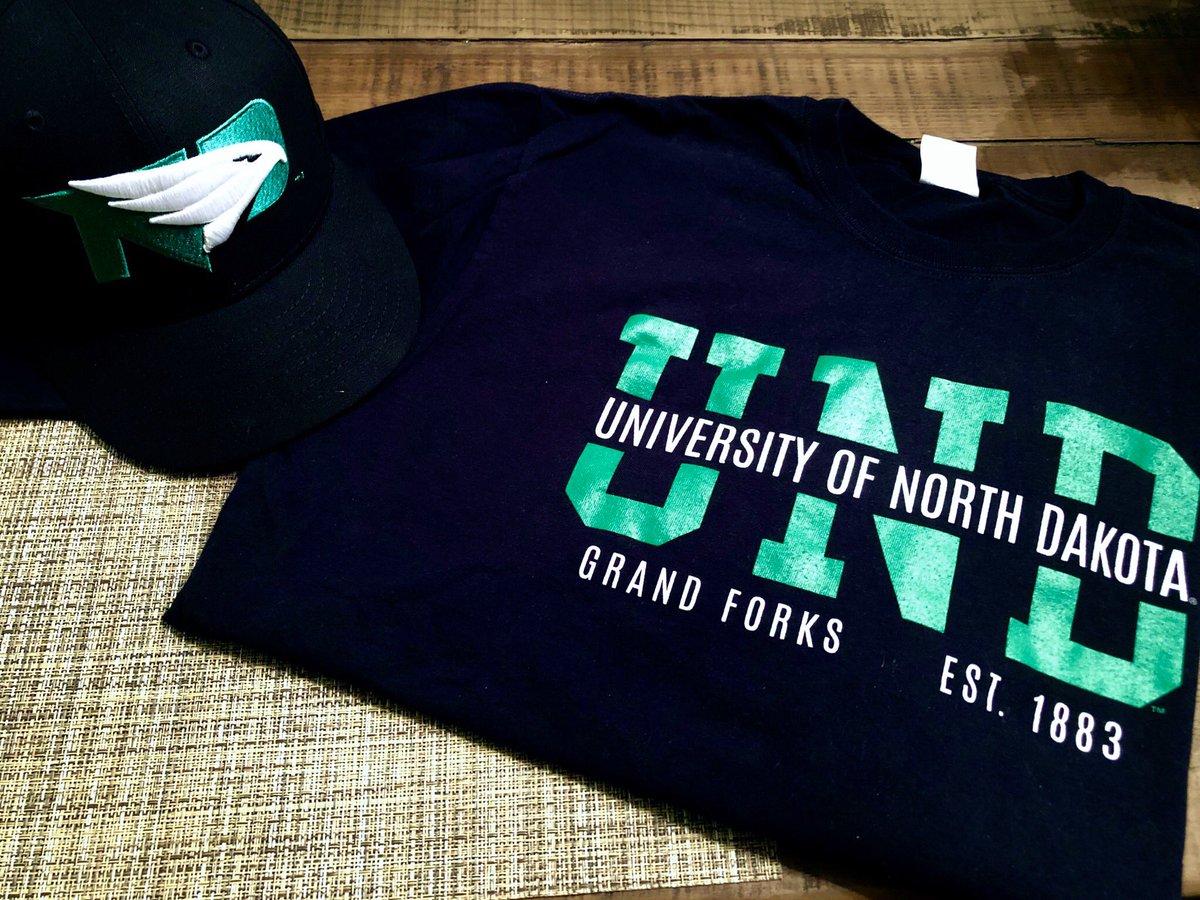 JFet44's tweet photo. 100% Committed💚🖤🤍 #BirdsofPrey #FightingHawks https://t.co/SnnRVcuIPf