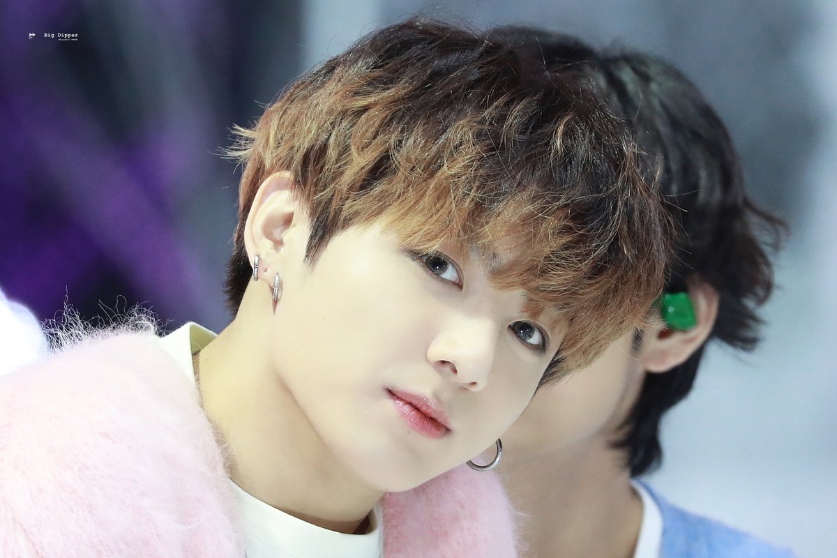 BigDipper_bts's tweet photo. 💜
#일곱의_겨울과_봄_뒤에_7주년
#일곱의_겨울과_봄_뒤에도_함께
#7ToEternityWithBTS
#Happy7thAnniversaryBTS
@BTS_twt 
#JIMIN #JungKook #jhope #BTS https://t.co/nslK3bxPAp
