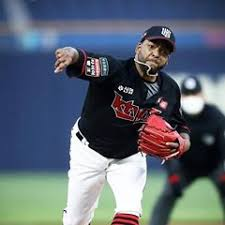 Drianrogelio's tweet photo. #KBO 🇰🇷 | ¡En pocos minutos dará inicio (si la lluvia 🌧️ lo permite) el duelo de lanzadores derechos, ex #MLB, entre el cubano 🇨🇺 #OdrisamerDespaigne (KT Wiz) y el estadounidense 🇺🇸 #DavidBuchanan (Samsung Lions) en el 🏟 Daegu Samsung Lions Park! ¡Play Ball! #KBOLeague https://t.co/qtEx6shY6c
