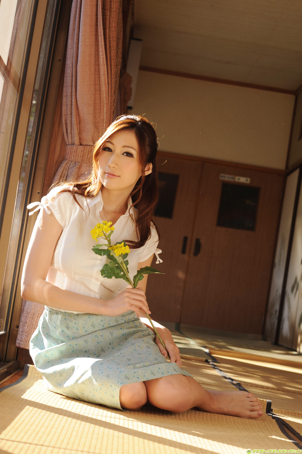 Ace (Asian) Bot on X: Model(s): Julia Boin t.co8n5lqNWOda  X