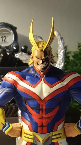 I really hate that every company doing All Might figures never add his shading, the single most