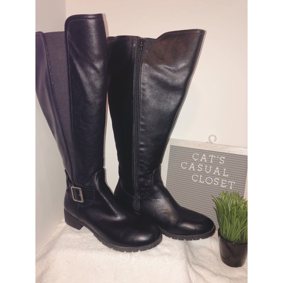 teri247365's tweet photo. So good I had to share! Check out all the items I'm loving on @Poshmarkapp #poshmark #fashion #style #shopmycloset #comfortview #thebradfordexchange #juicycouture: https://t.co/q9ljeUETM8 https://t.co/97795DzgM6