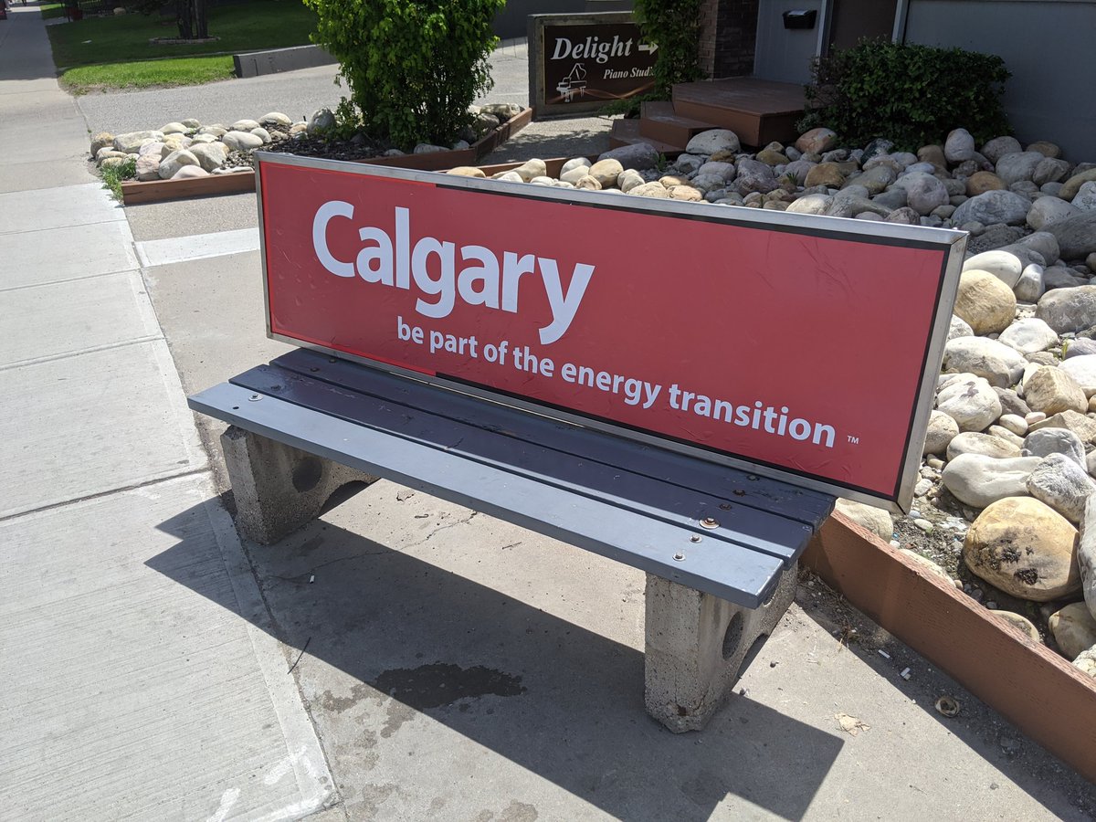 TheGentYYC's tweet photo. @BriggsAlexa @AnnaliseAK That's crazy. I spotted this one earlier today on the bike path, 12th Ave near 14 St. Same thing, biked for about half a block and had to go back and make sure I saw what I thought I saw #YYC https://t.co/9RRRwq9ju5