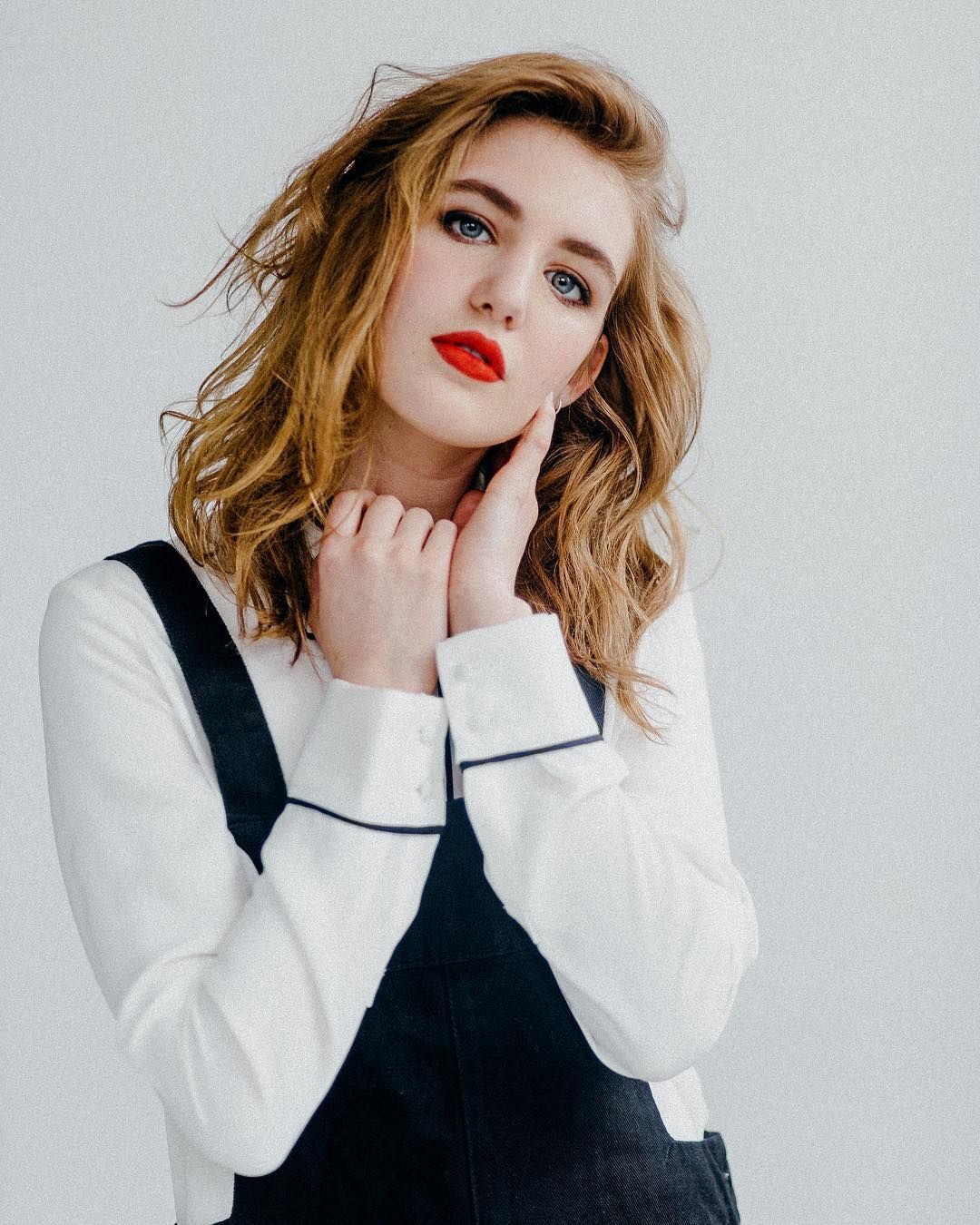 Twitter 上的 セイドンネ 嬉しいのはサメちゃんのエジキになる彼女たちが実力派 セレブな二世スターだということ カナダの演技派ソフィー ネリッセ ジェイミー フォックスの娘コリンヌ フォックス Tv スクリーム のブリアンヌ チュー そして最終兵器は