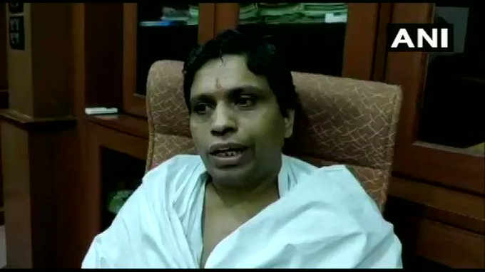 timesofindia's tweet photo. ANI quotes Balkrishna, CEO Patanjali: We appointed a team of scientists after #COVID19 outbreak. Firstly, simulation was done &amp; compounds were identified which can fight the virus. Then, we conducted clinical case study on many positive patients&amp;we've got 100% favourable results https://t.co/7NuPbSwUcG