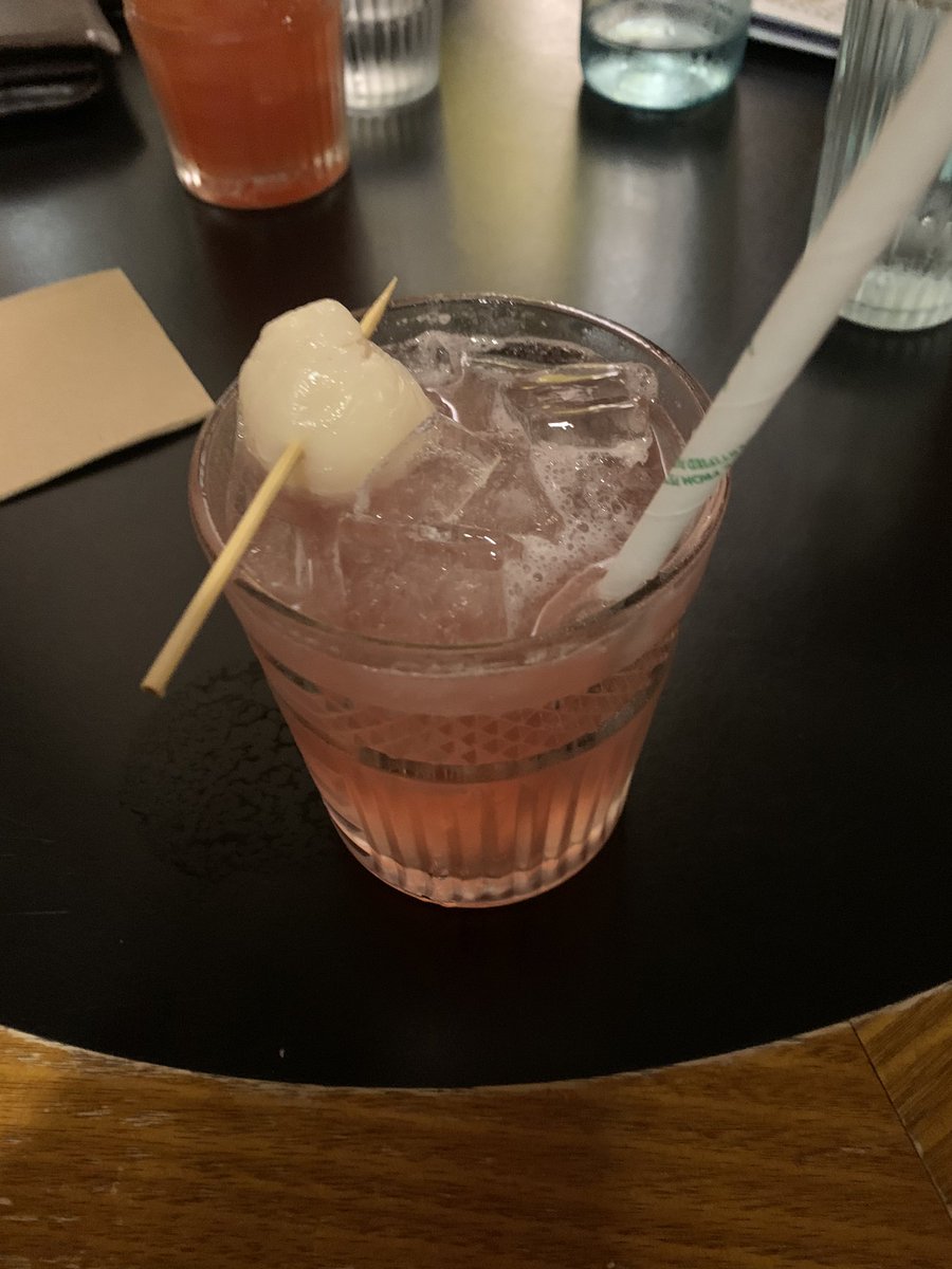 Happy national gin day! When a g and t won’t cut it a sweet mollly with gin instead of vodka does the treat.