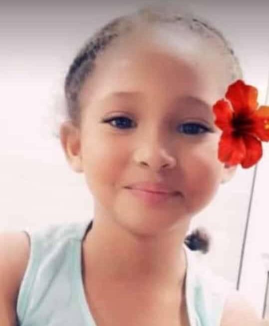 This lady &amp; her baby girl got killed by the boyfriend, he hide them in a store room for three days. #JusticeForNecieAndTecia 😔 😢 😭 💔