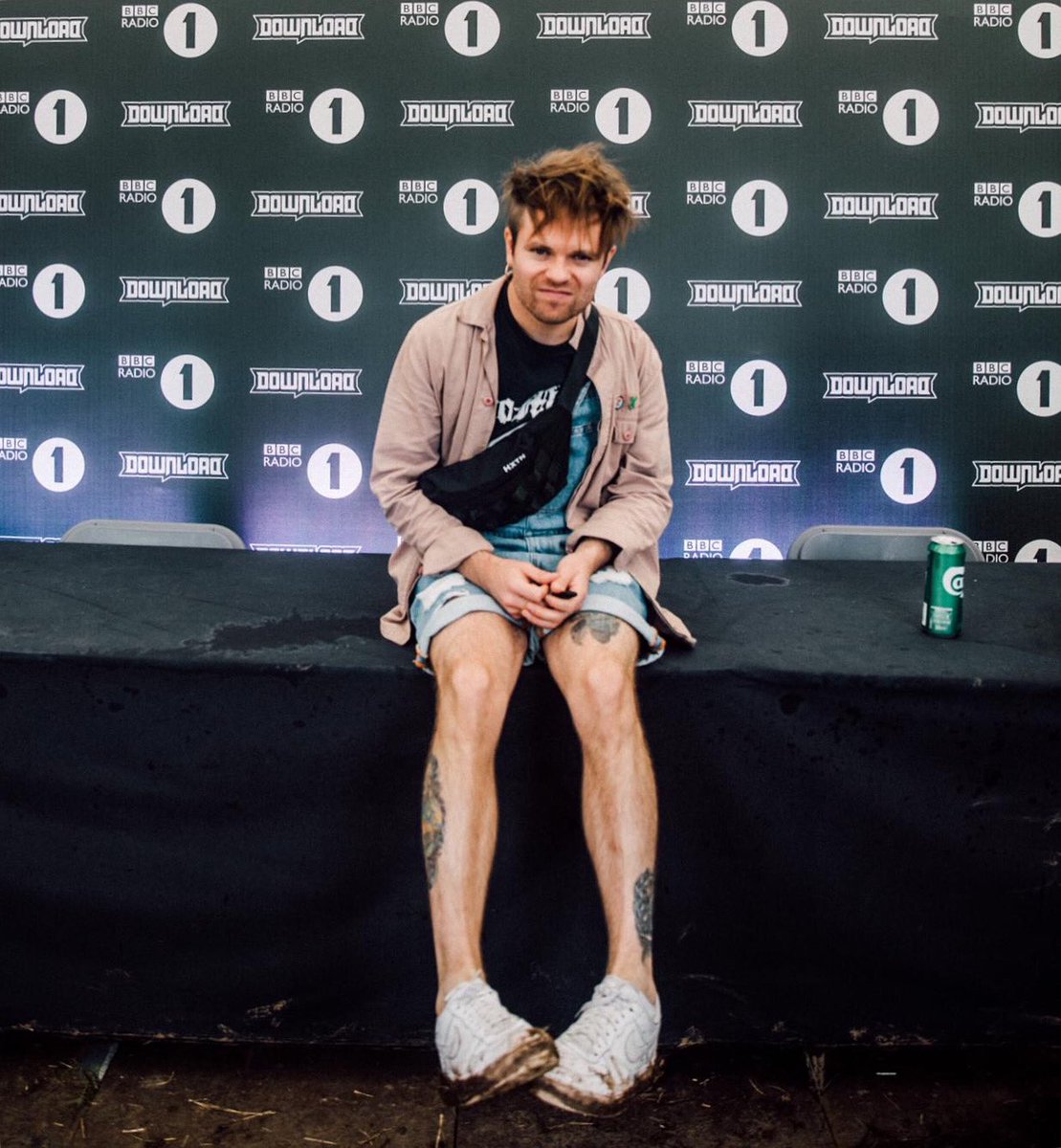 RouReynolds's tweet photo. 👉🏼👈🏼
just wish I was at @DownloadFest tbh https://t.co/c2Gmf0ZPvs
