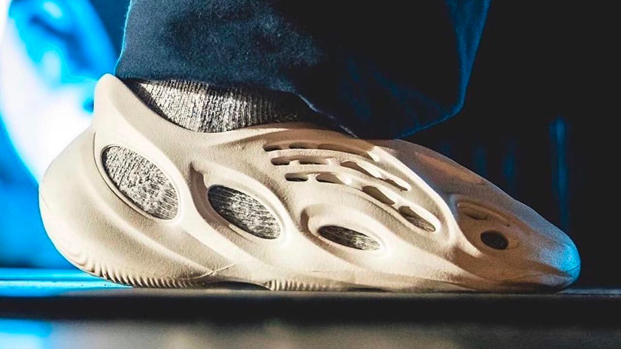 Yeezy foam cheap runner 2020