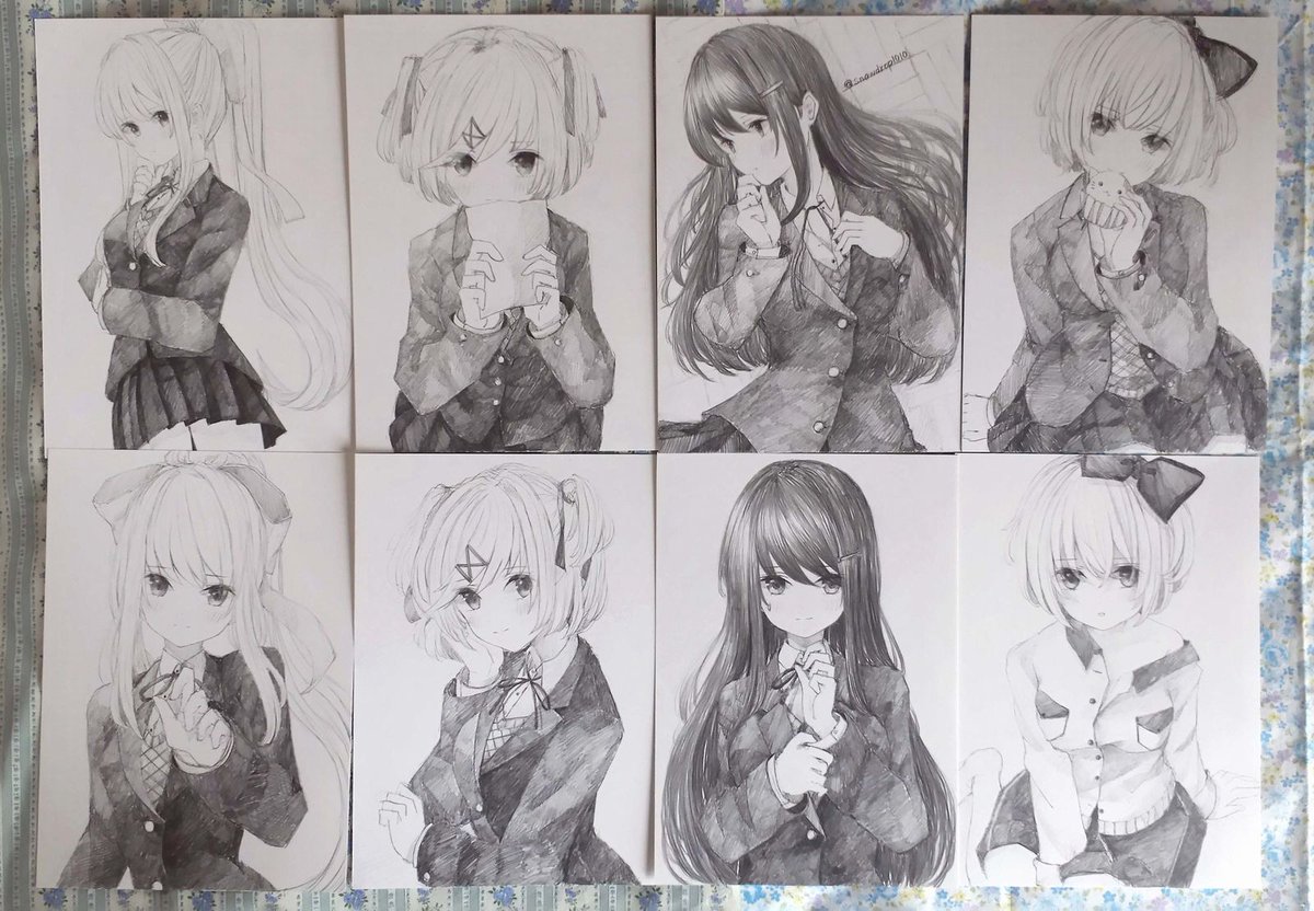 シャーペンで描いたドキドキ文芸部の子達を並べて撮ってみました!
いっぱい描けて楽しかった～、また描きたい!
#DDLC 