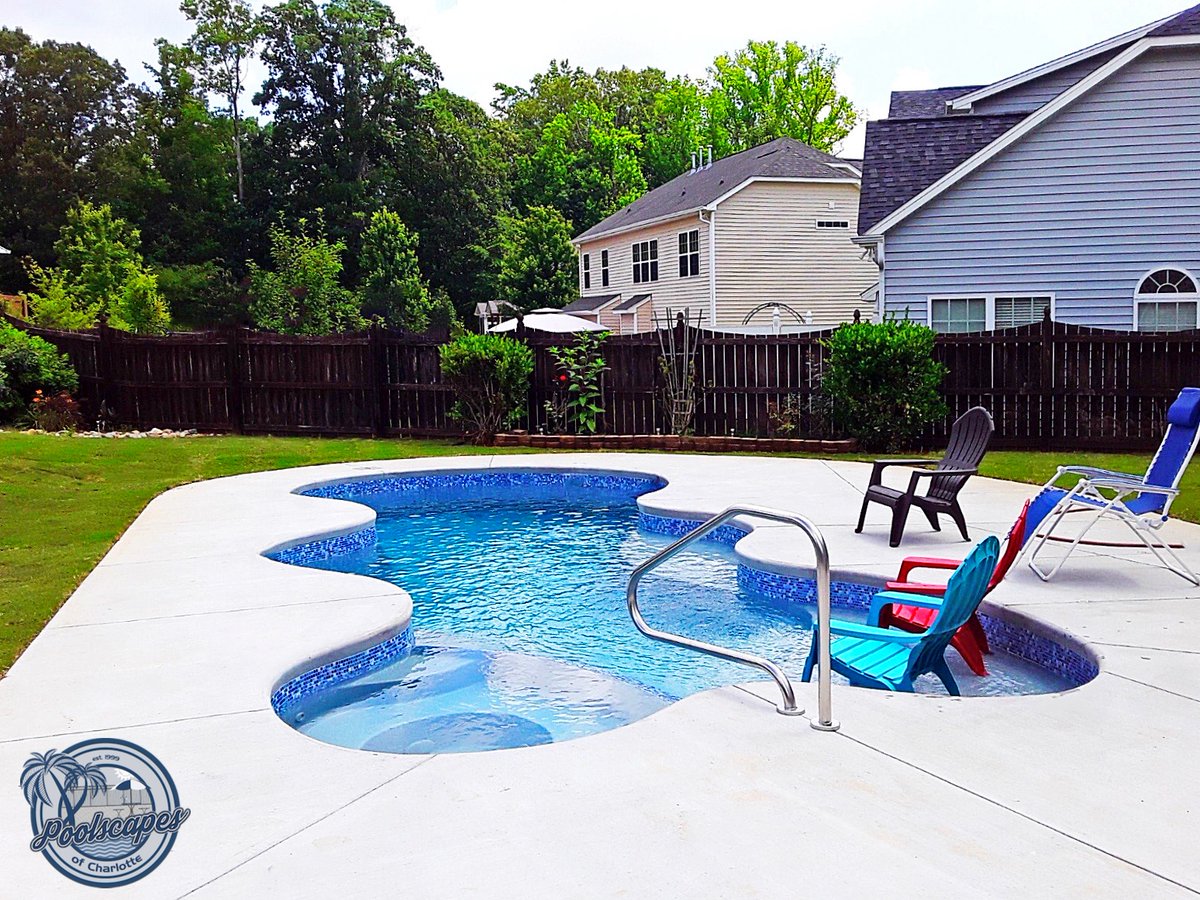 PoolscapesCLT's tweet photo. It's the Desert Springs Fiberglass Pool Model in the color Granite. #poolscapescharlotte #poolsofcharlotte #fiberglasspool #poolbuilder #backyardrenovation #backyardgoals https://t.co/6P5YuTEyRY