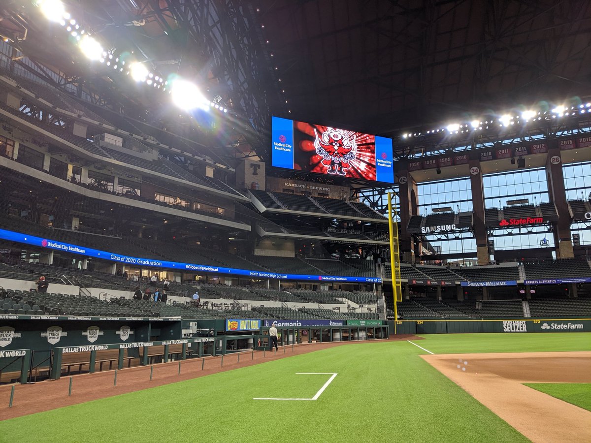 NGHS_Raiders's tweet photo. We're ready to celebrate @nghs2020! #RaiderRevolution @Rangers @gisdnews https://t.co/KLeLqtM5TW
