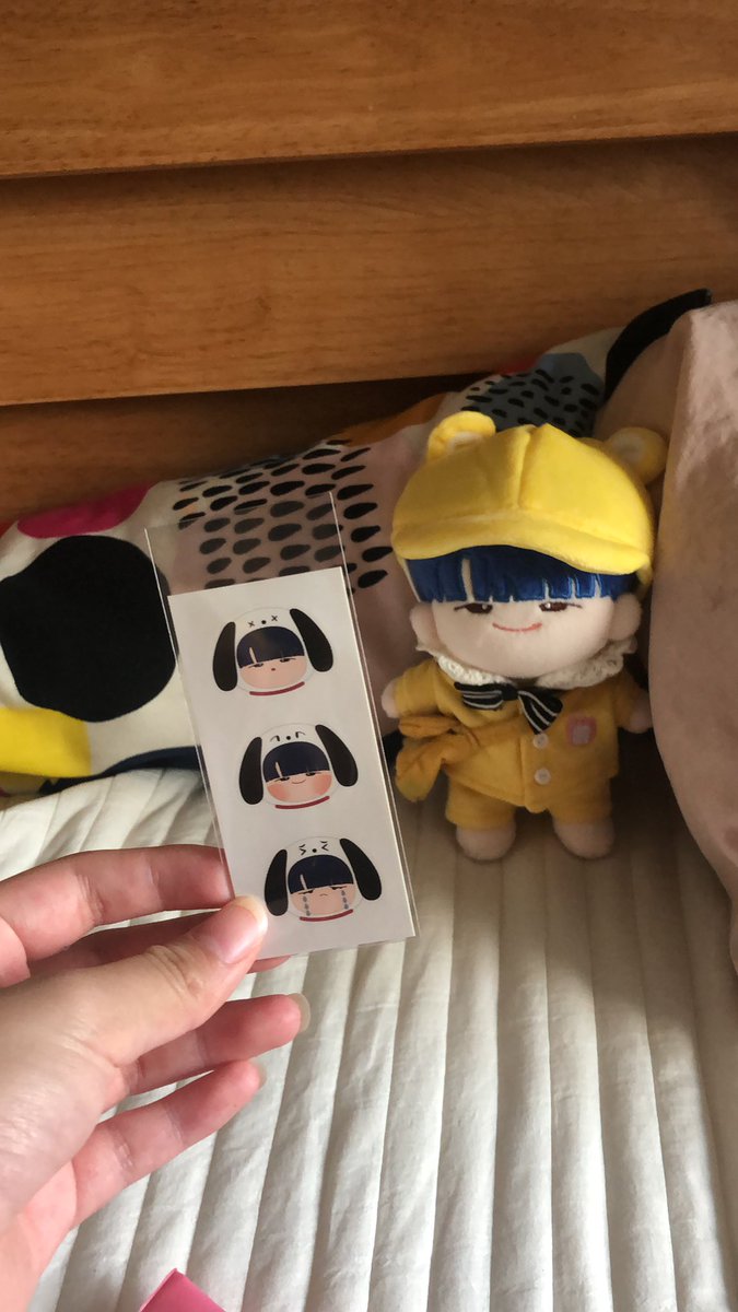 VICTONLANDALICE's tweet photo. 슨뭉이 드디어 도착❤️
보고싶었어 슨뭉아ㅠㅠ😭❤️
#엑스원 #빅톤 #한승우 #인형 #슨뭉이 #후기 https://t.co/2HpOqnlTXd