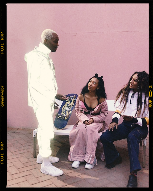 SWANK_JOZI's tweet photo. FRIENDS | FAMILY | WORLD
Ft. @Sihle_Katlego, @young_matee, @Xenlaiiwave & @rikyrickworld
Your support keeps us running!
#BeenRunning
#7thRun https://t.co/qZRvSlqPOl