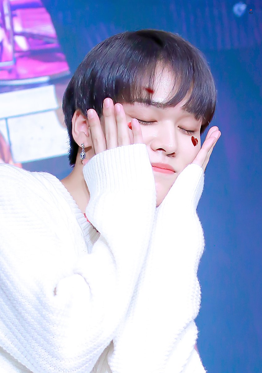 ME_U_ONF's tweet photo. 191130 ๋ถ์ฐ ๐
๊น๋กํ๋ค์~ (เน๏ผ ๏ผ)โ
#รํ #U #YUTO #ๆฐดๅฃ่ฃๆ #์ #์ ํ #ONF #ONOFF #์จ์ค์คํ #Whyuto @WM_ONOFF https://t.co/XZgmOND58H