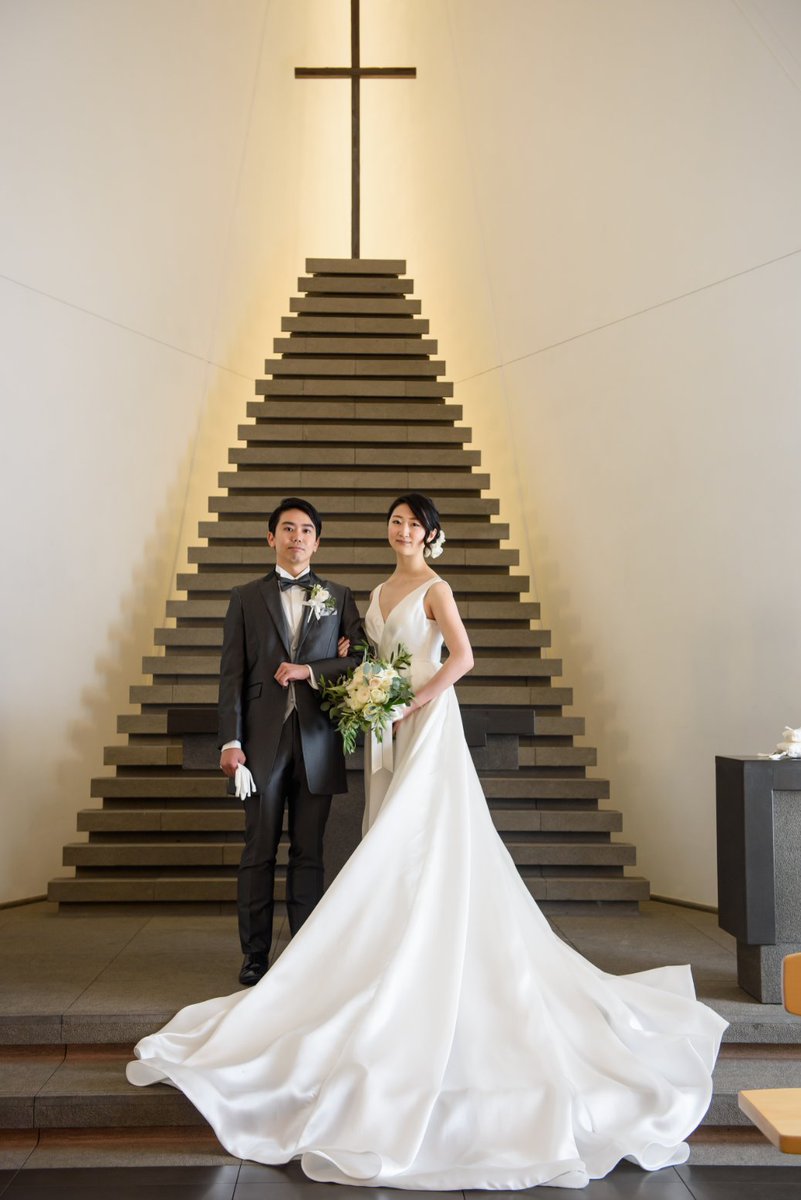 ウェディングドレスcocomelody A Twitter Cocomelodybride のご紹介 逆身長差御夫婦 とても仲良しで羨ましいです オーダーしていただきましたドレスはこちら T Co D1gqmdtjjy 後ろから見ればaラインですが 内側がスレンダータイプになっており