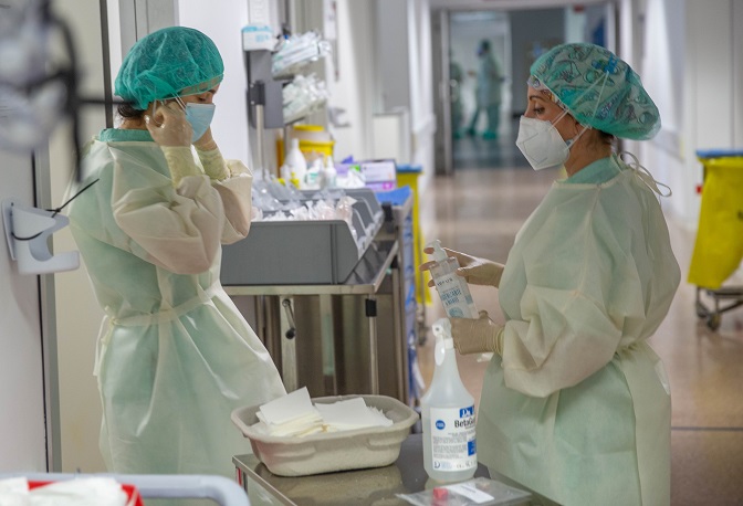 ValenciaNews_es's tweet image. Ribera Salud desarrolla un modelo que predice qué pacientes COVID19 ingresados pueden necesitar UCI - via valencianews.es/tendencias/rib…
@riberasalud
@vinaloposalud
@torreviejasalud
#SoftwareDevelopmentManager
#FutuRS